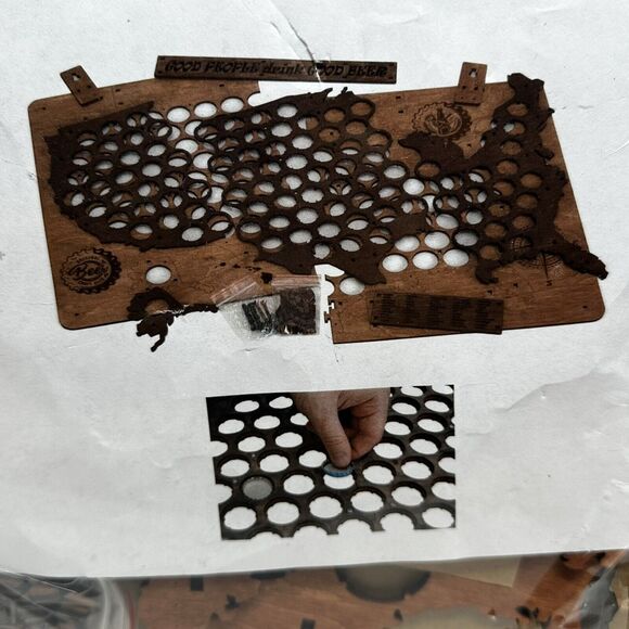 Plydolex Wooden United States Beer 98 Cap Holder Map Grey 19 x 26 inches - Picture 4 of 5